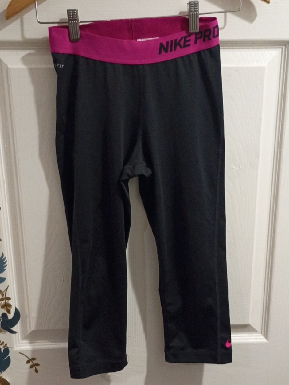 Nike Black Capri Leggings with Pink Waistband